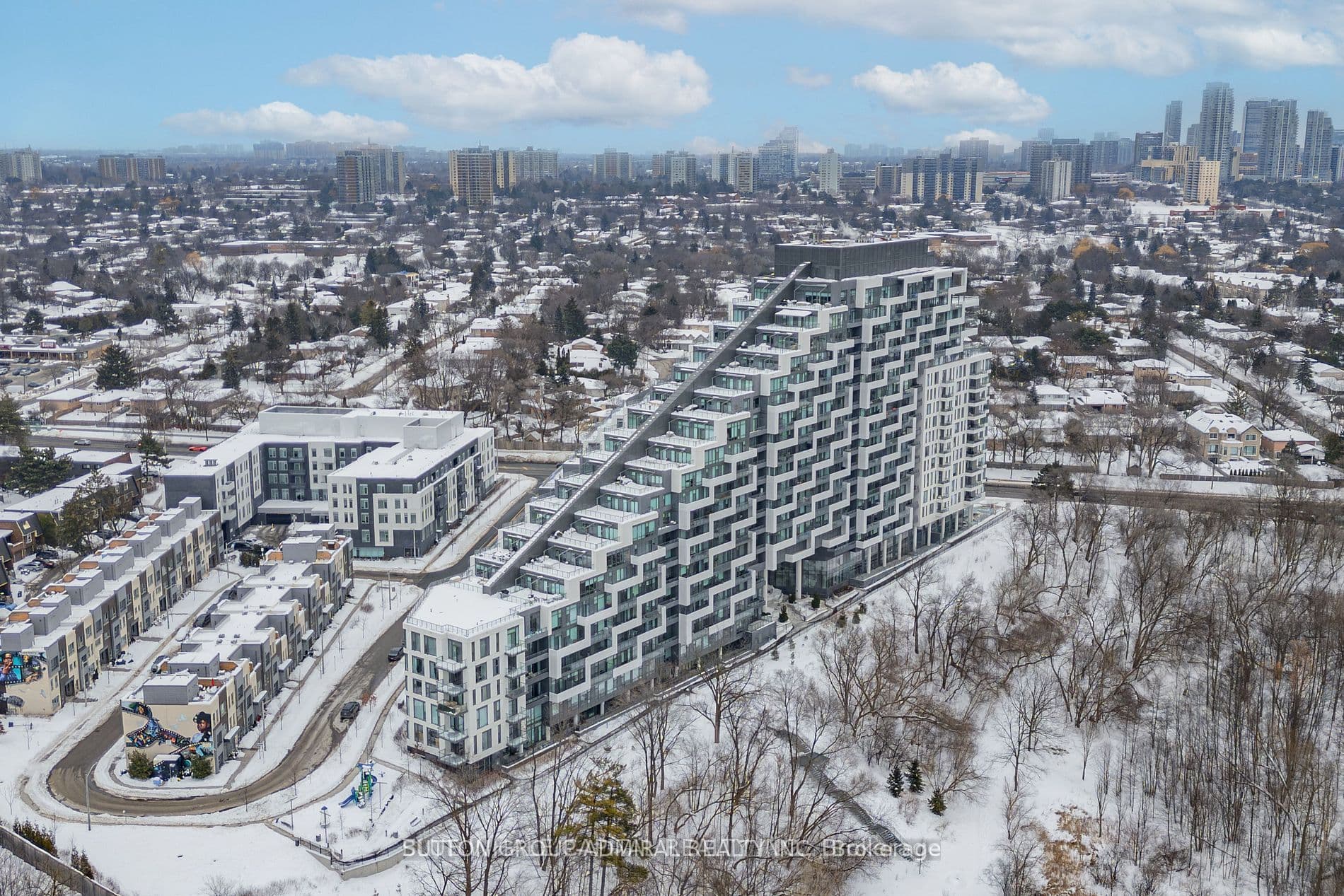 25 Adra Grado Way 1630, Toronto, ON M2J 0H6