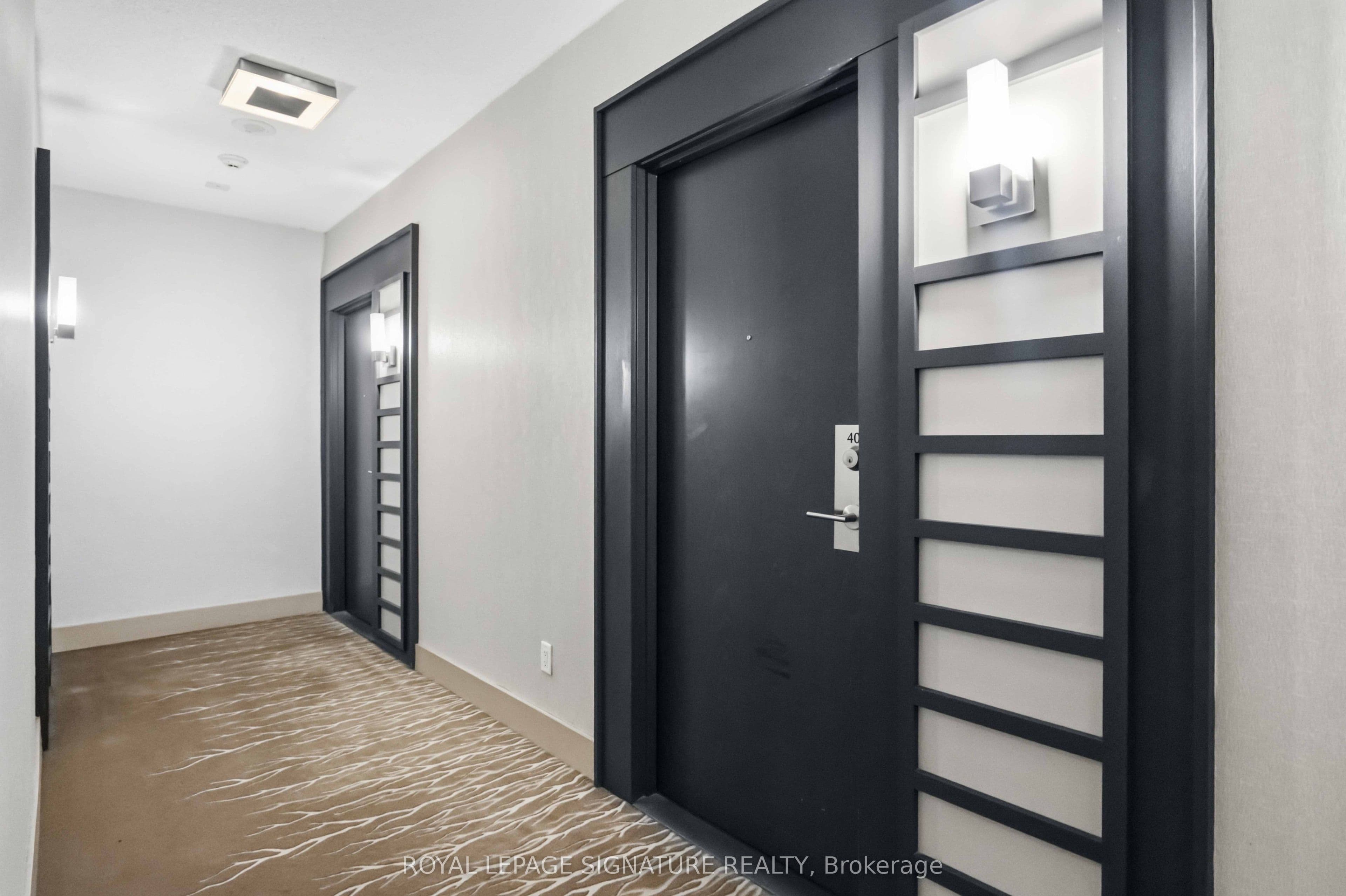 181 Wynford Drive 403, Toronto, ON M3C 0C6