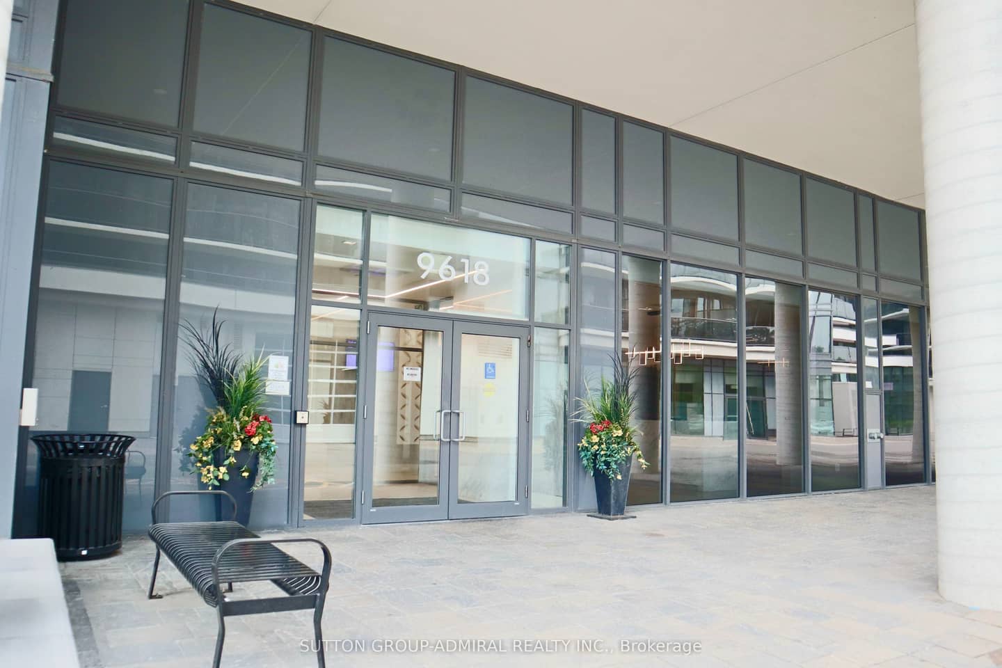 9618 Yonge Street 1008, Richmond Hill, ON L4C 0X5