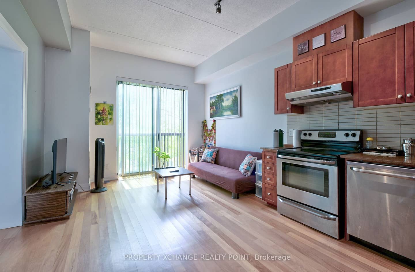 2737 Keele Street 213, Toronto, ON M3M 2E9