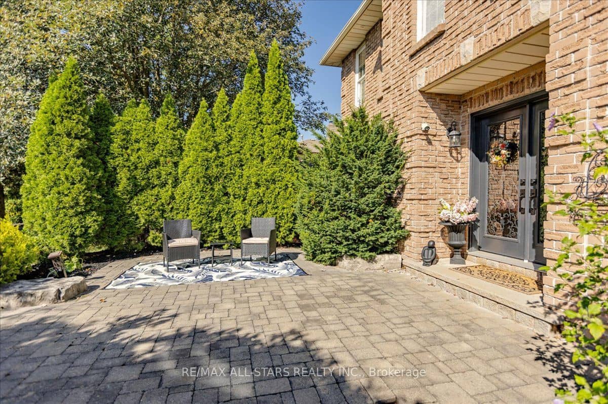 1824 Mount Albert Side Road, East Gwillimbury, ON L0G 1V0