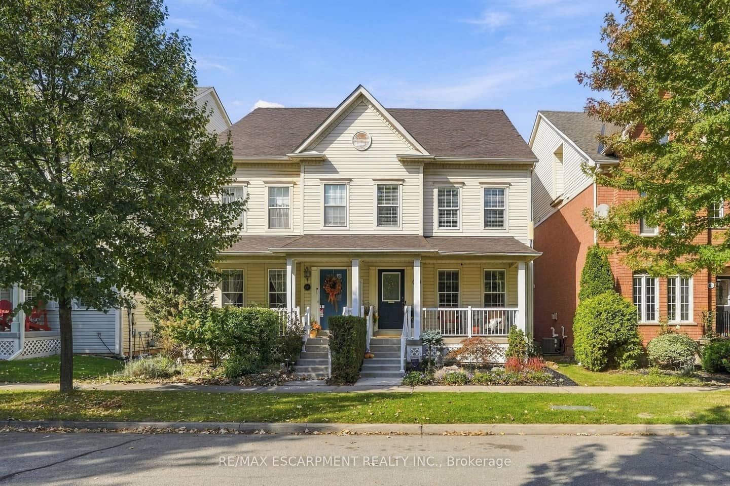 219 Gatwick Drive, Oakville, ON L6H 6T6