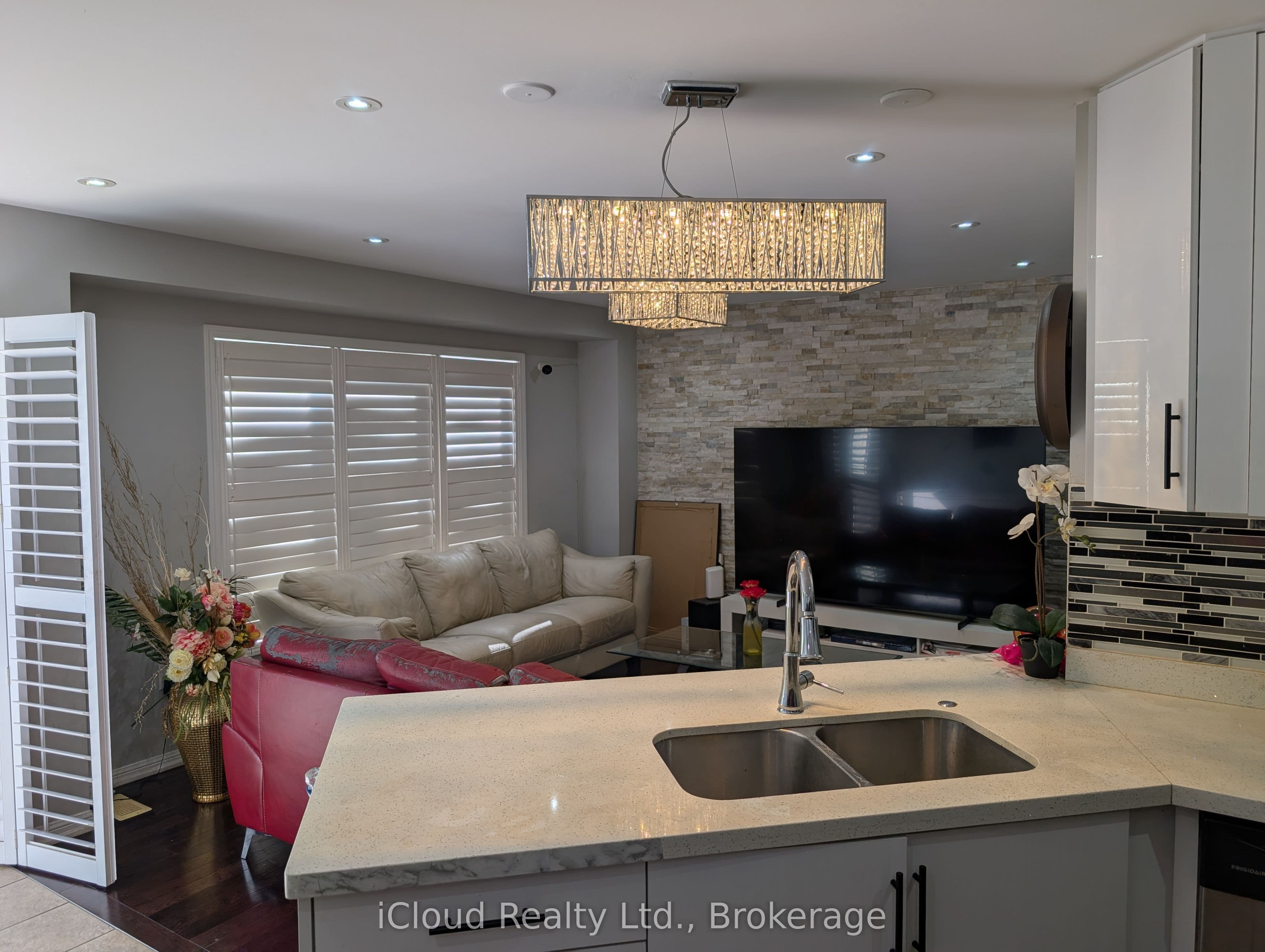 13 Agricola Road, Brampton, ON L7A 0V1