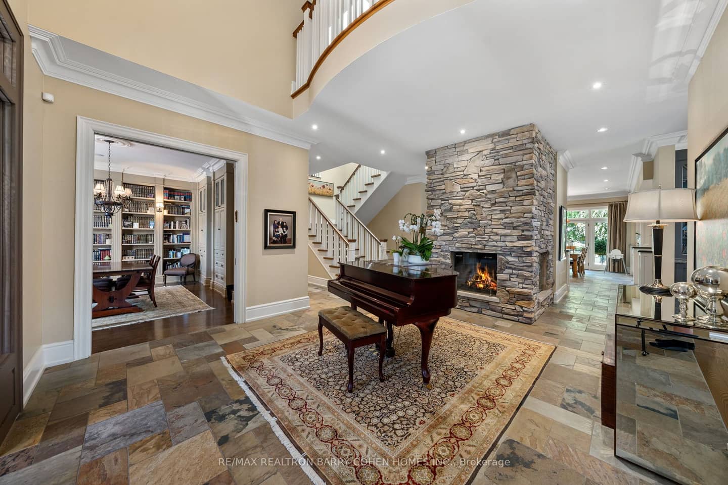 60 Parr Place, Vaughan, ON L4J 8L1