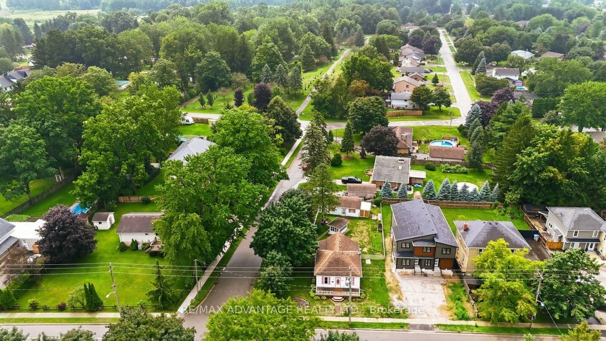 22383 Adelaide Road, Strathroy-Caradoc, ON N0L 1W0