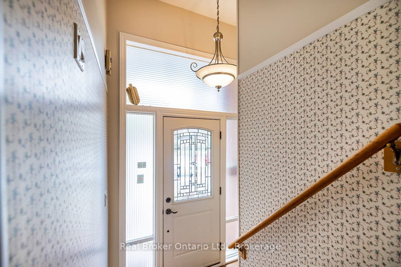 32 Strike Avenue, Clarington, ON L1C 1K3