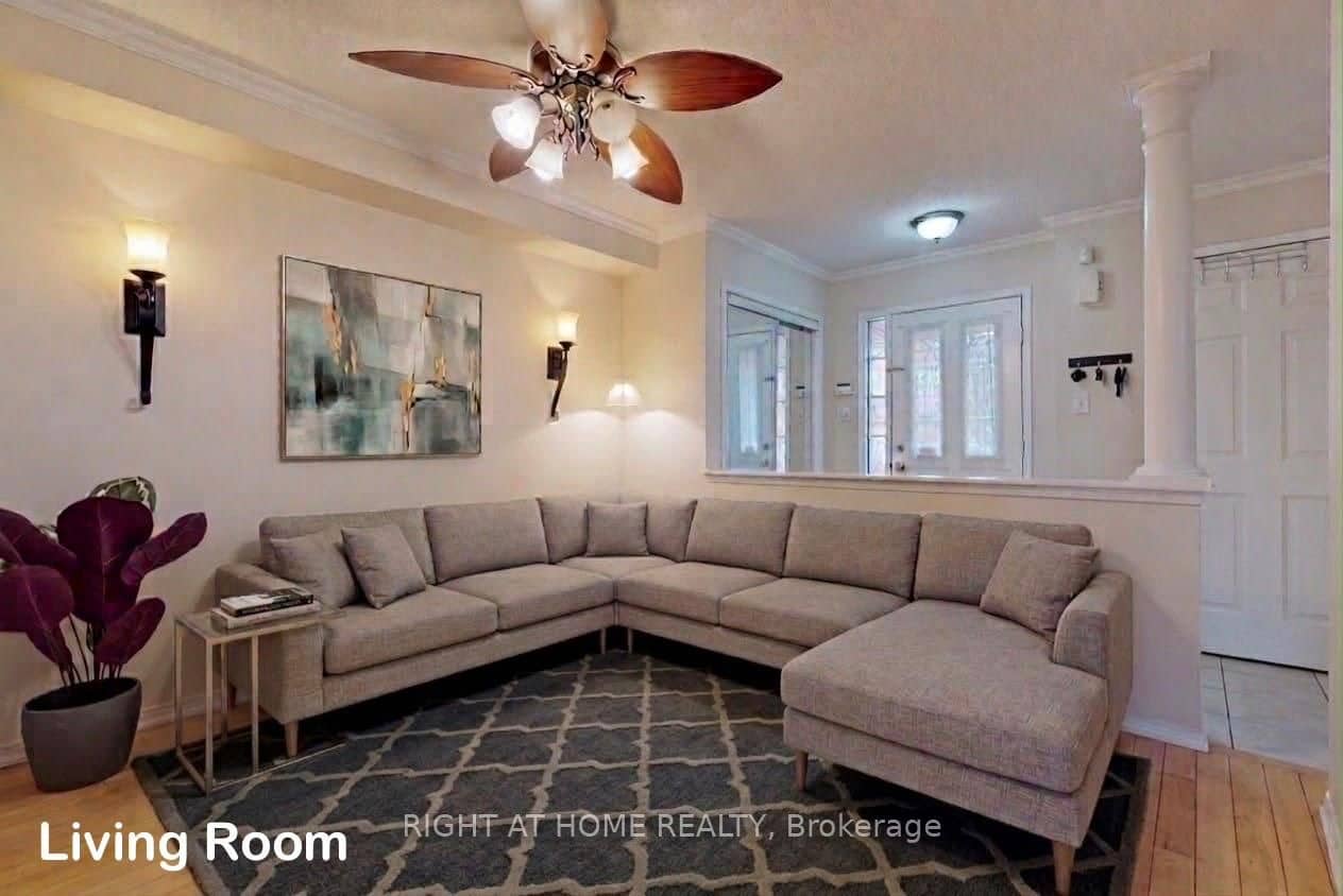 2665 Thomas Street 34, Mississauga, ON L5M 6G4
