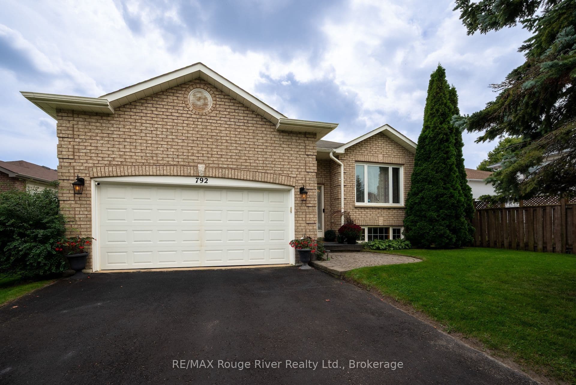 792 Greer Crescent, Cobourg, ON K9A 5N8