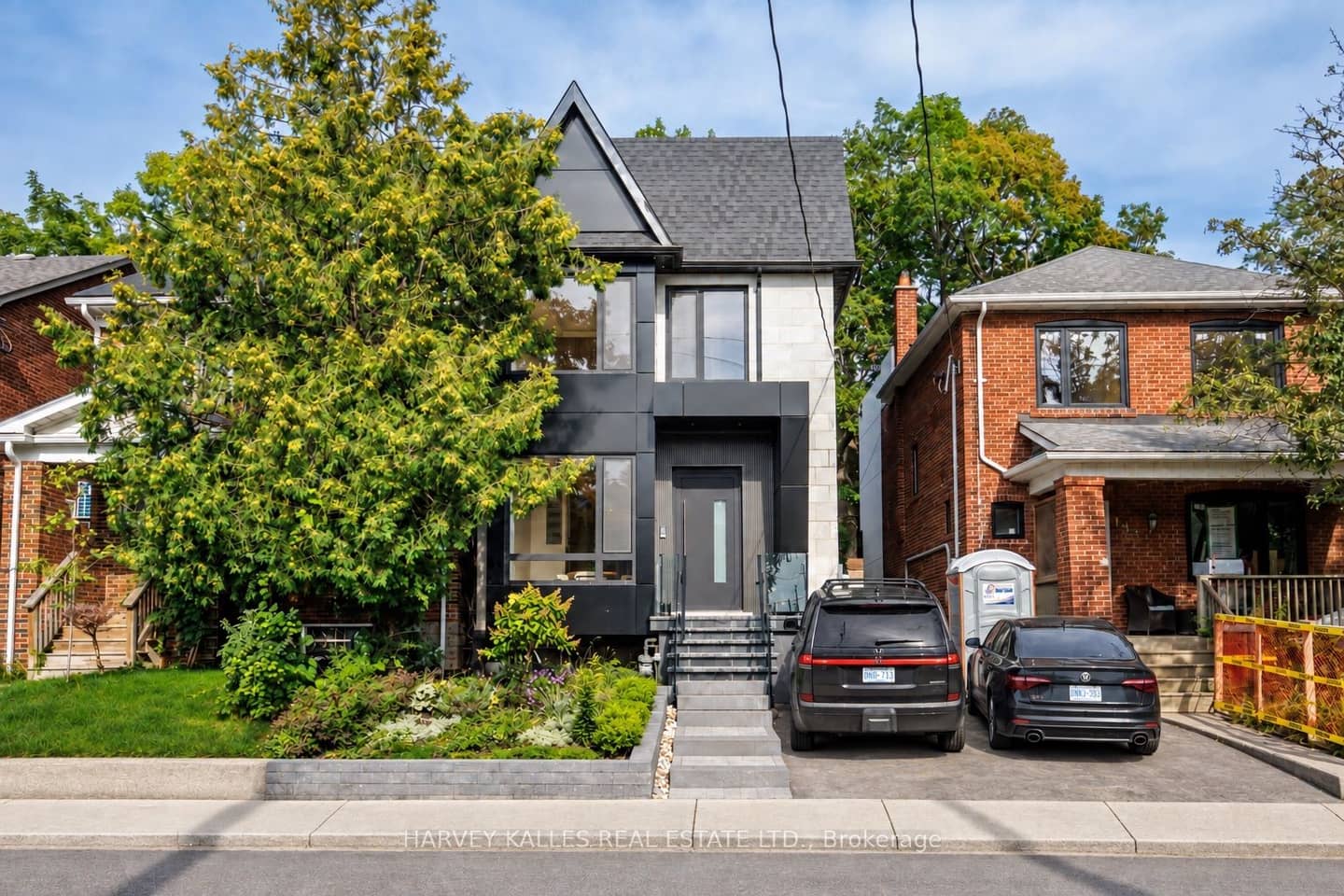 199 Arlington Avenue, Toronto, ON M6C 2Z4