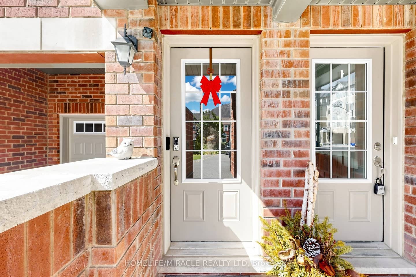 2725 Deputy Minister Path, Oshawa, ON L1L 0M7