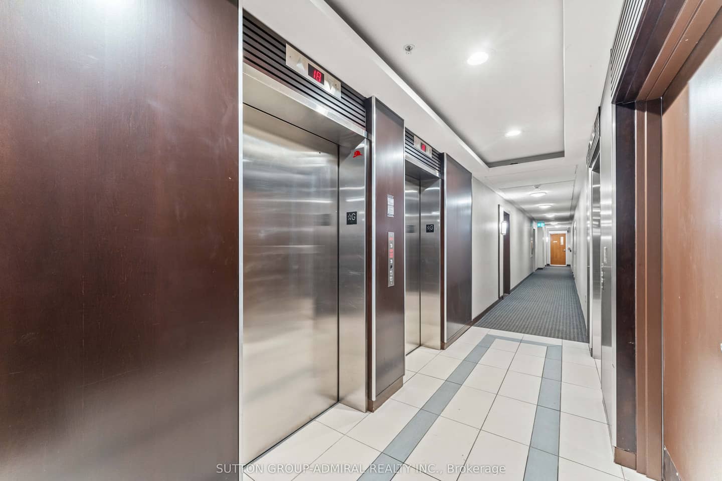 155 Legion Road 2513, Toronto, ON M8Y 0A7