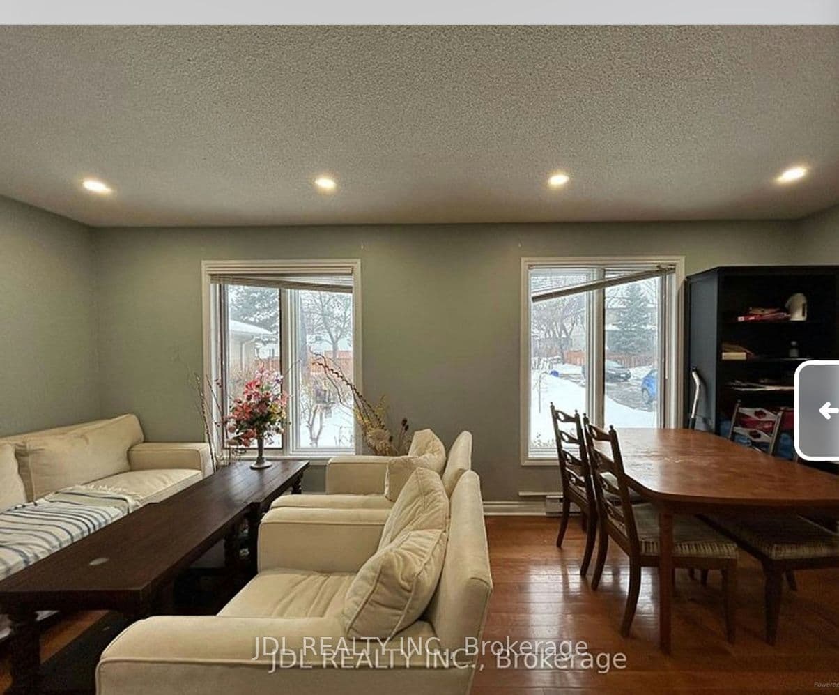 110 Robinson St Street Unit A Main Floor, Markham, ON L3P 1P1