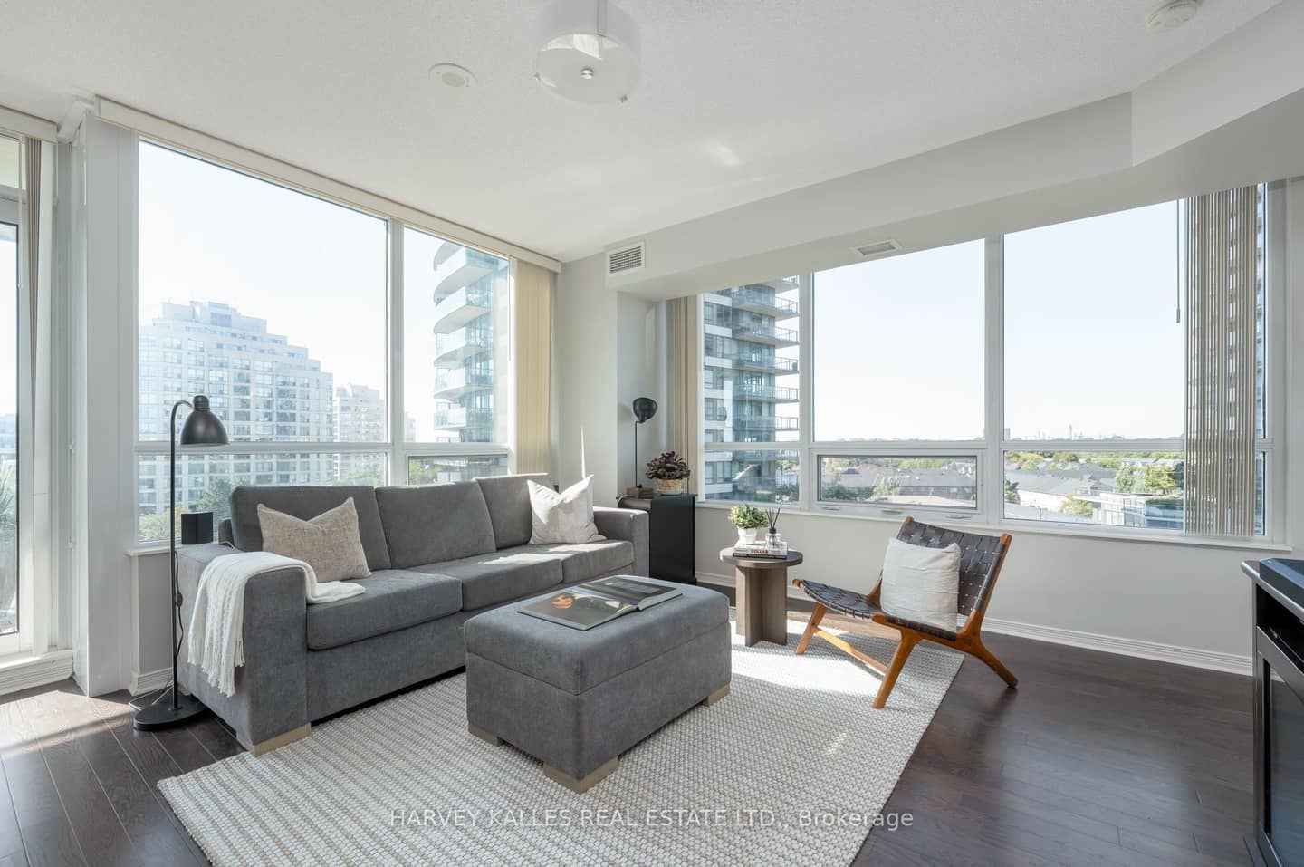 2230 Lake Shore Boulevard W 602, Toronto, ON M8V 0B2