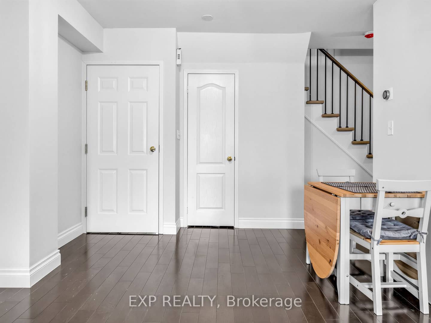 615 Shoreline Drive 16, Mississauga, ON L5B 4K4