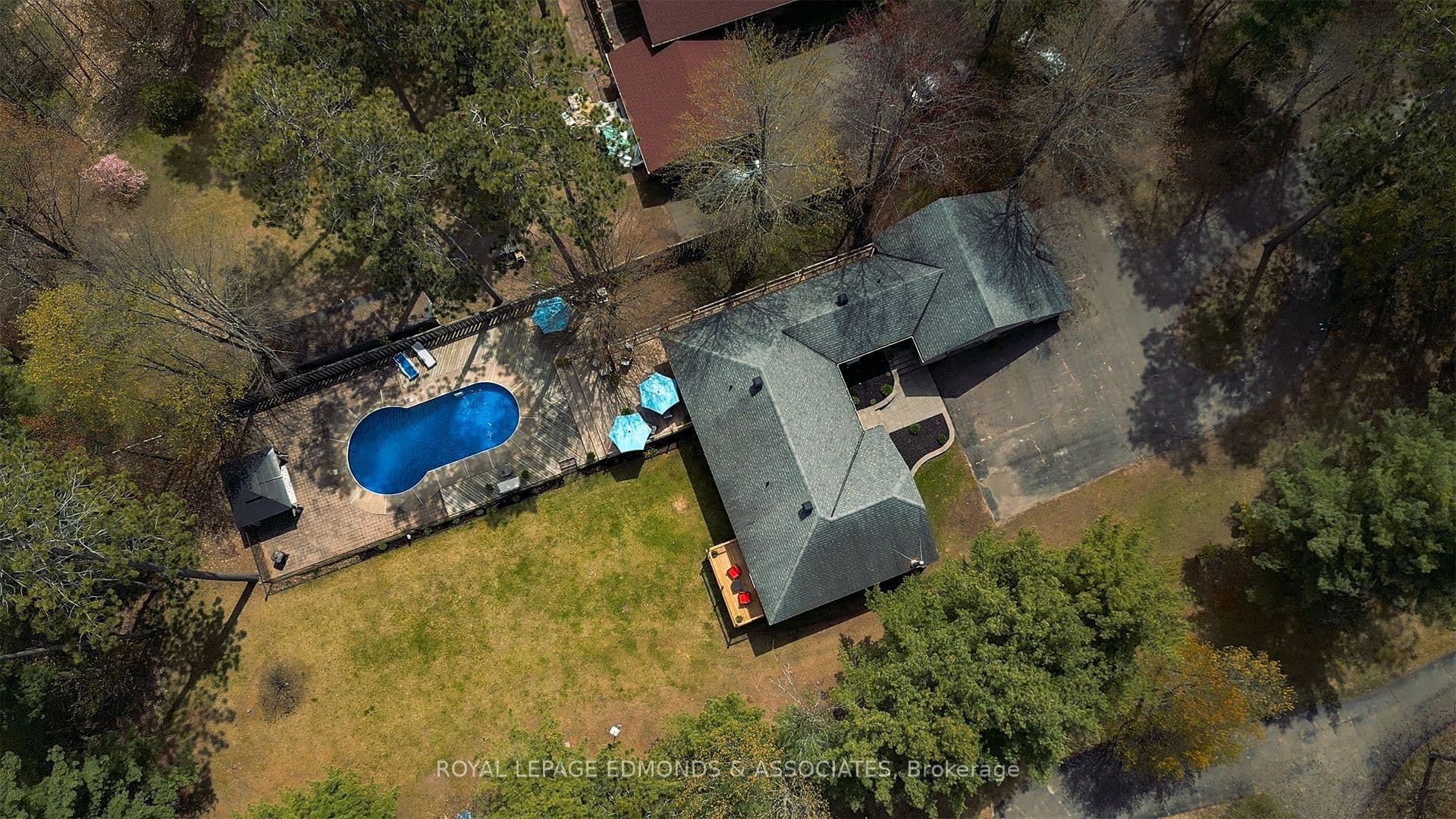 39 Selley Street, Petawawa, ON K8H 3G9