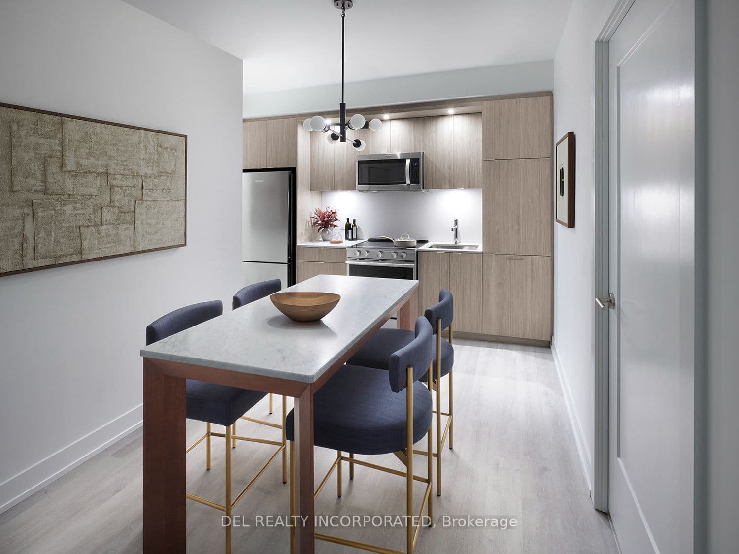 60 Central Park Roadway 306, Toronto, ON M9A 0E6