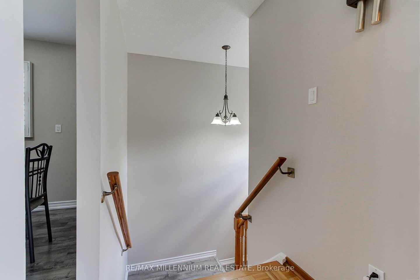 7431 Sigsbee Drive, Mississauga, ON L4T 3S5