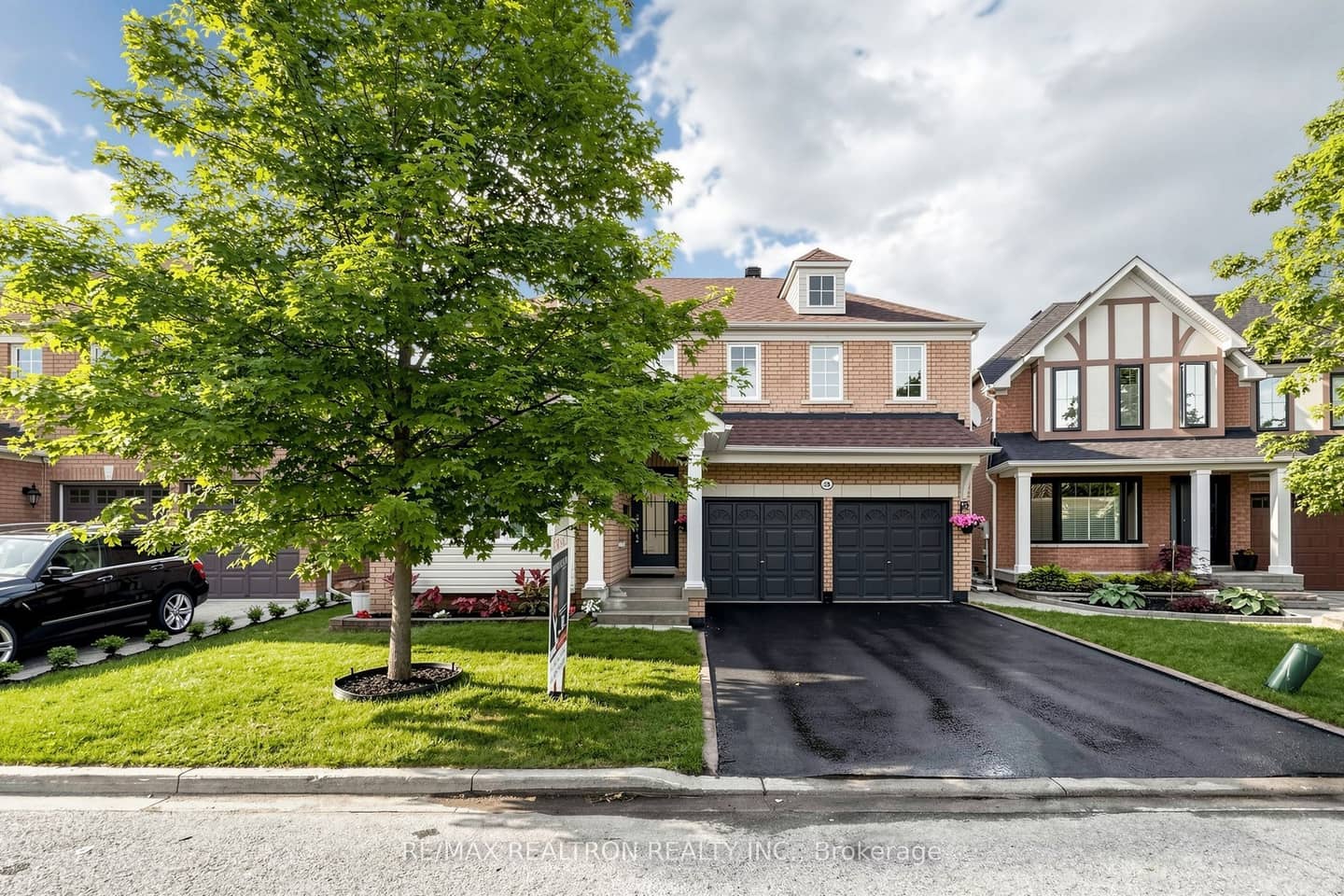 58 Bradbury Crescent, Ajax, ON L1T 4G5