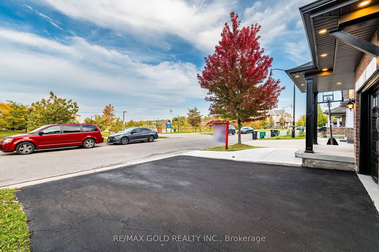 17 Lola Crescent, Brampton, ON L7A 4J7