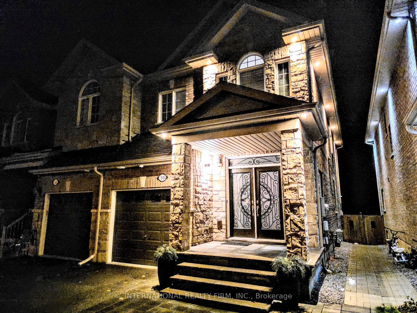 50 Prosser Crescent, Georgina, ON L0E 1R0
