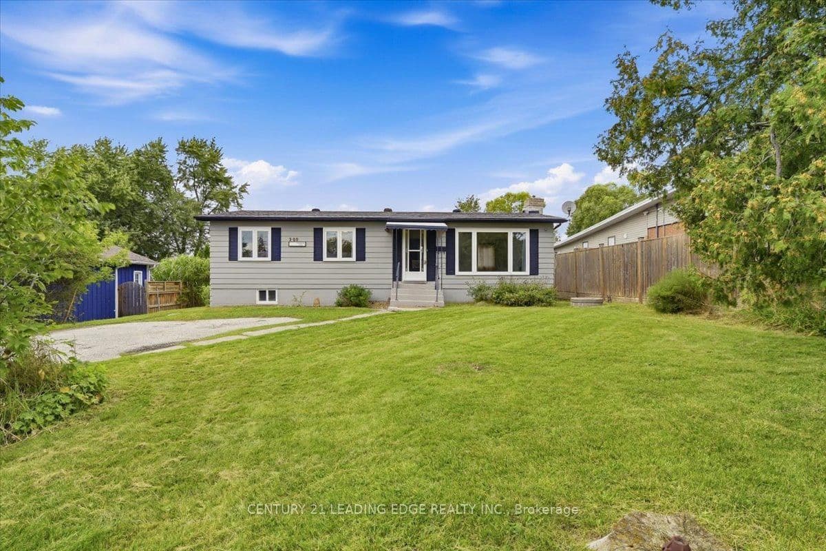 300 Annsheila Drive, Georgina, ON L4P 3A5