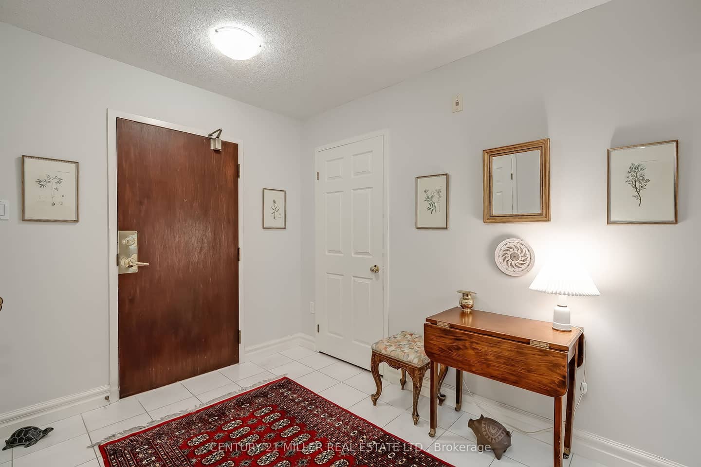 221 Robinson Street 307, Oakville, ON L6J 7N9