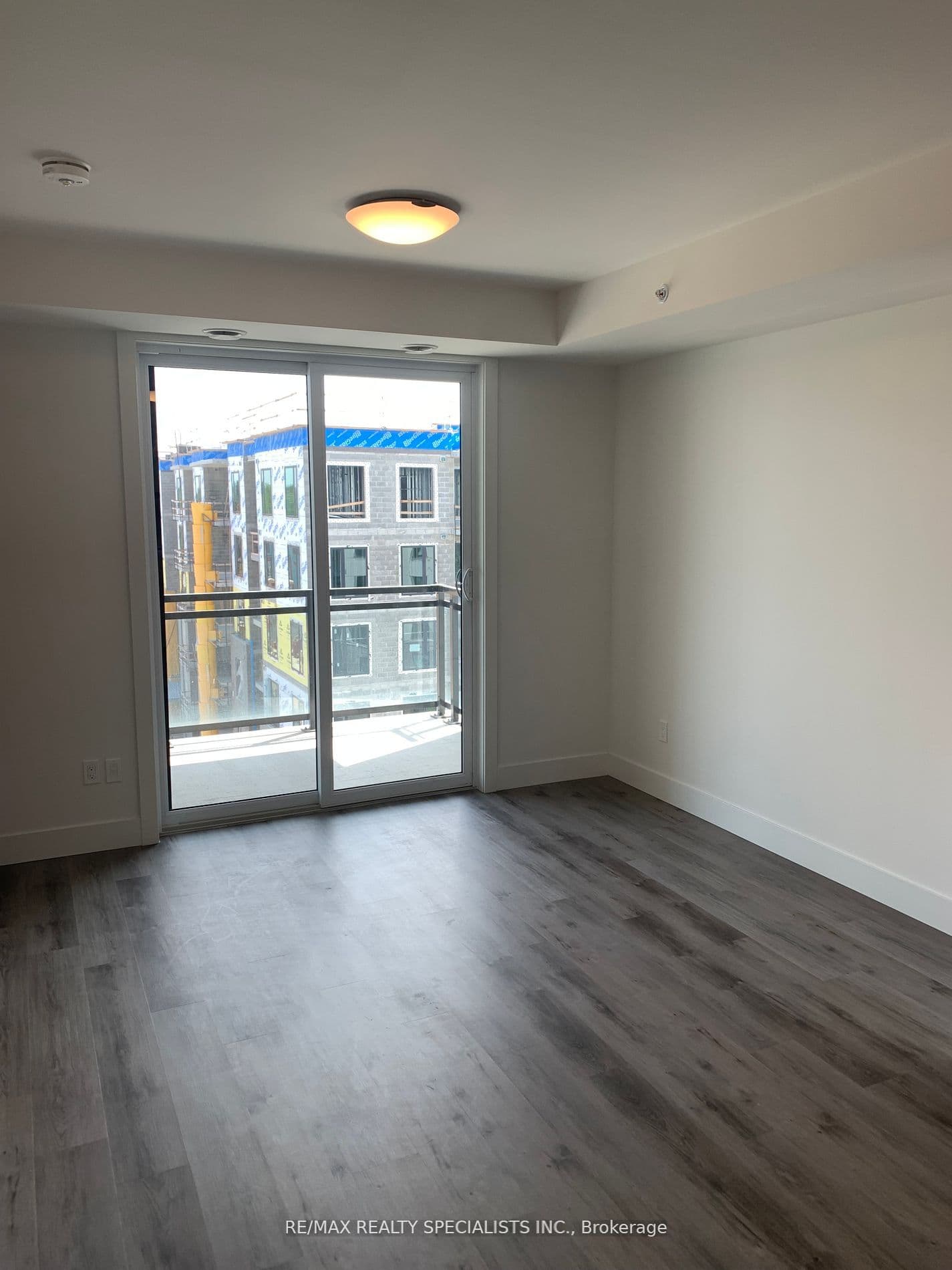 103 Roger Street 611, Waterloo, ON N2J 1A4