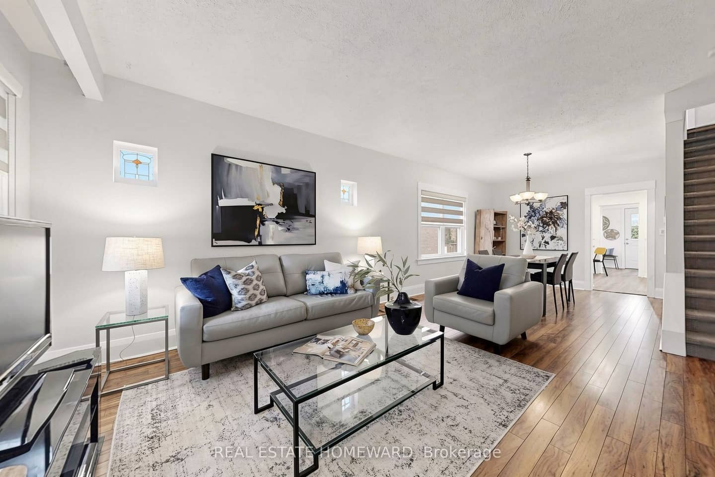 249 Queensdale Avenue, Toronto, ON M4C 2B3