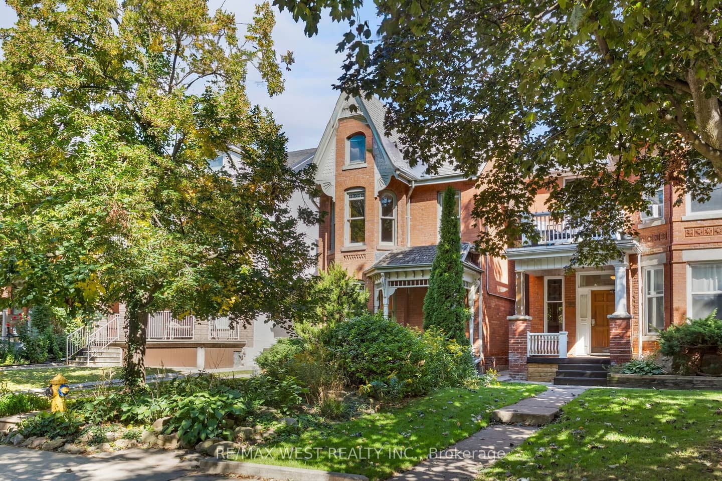 195 Dunn Avenue, Toronto, ON M6K 2S1