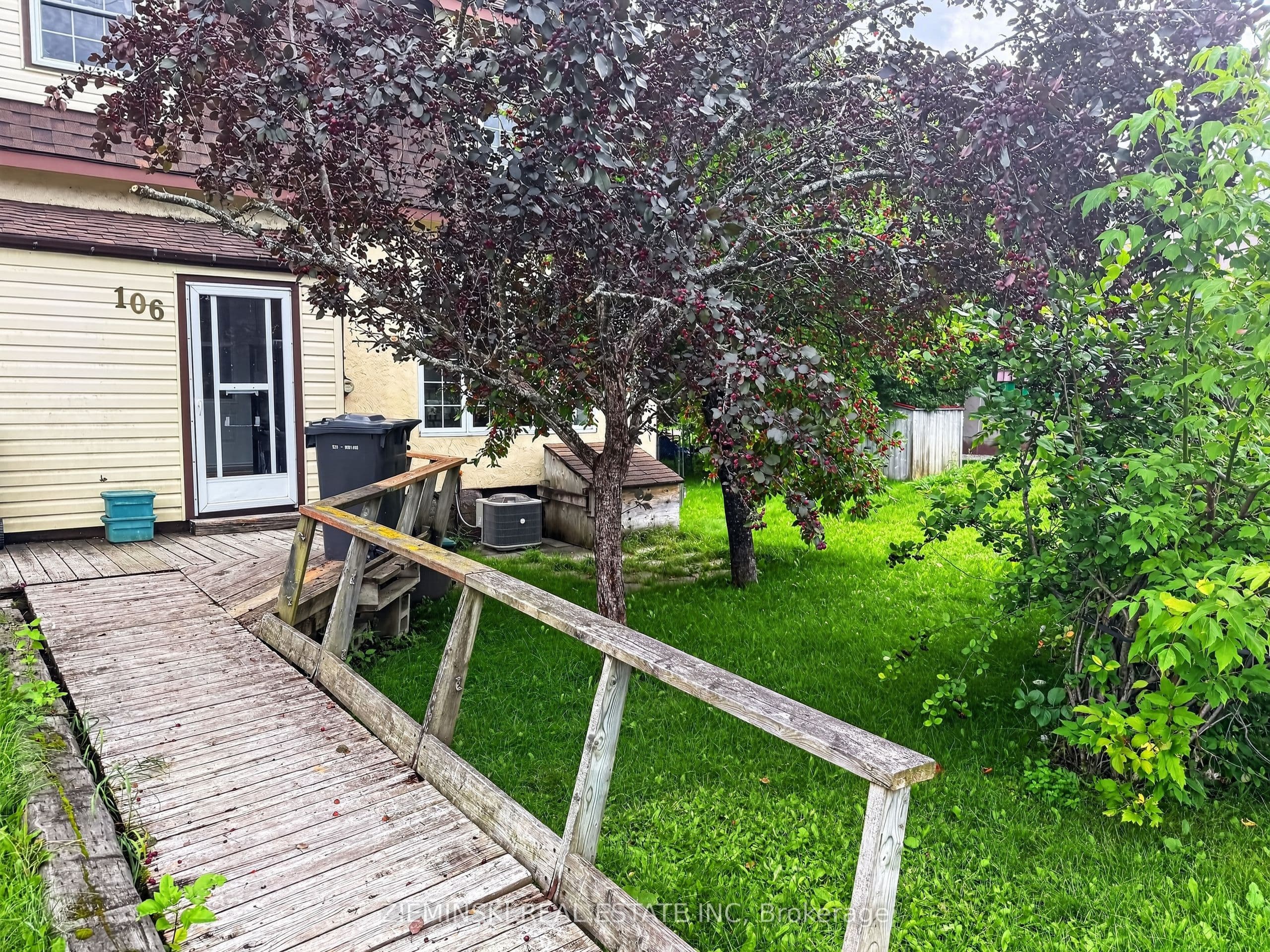 106 Argyle Avenue, Iroquois Falls, ON P0K 1E0