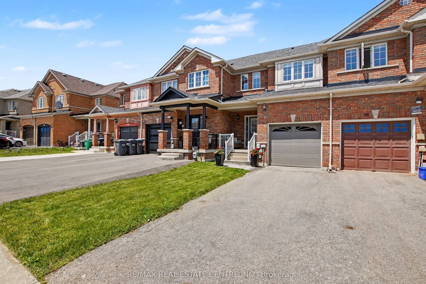 94 Timbertop Crescent, Brampton, ON L6R 3J2