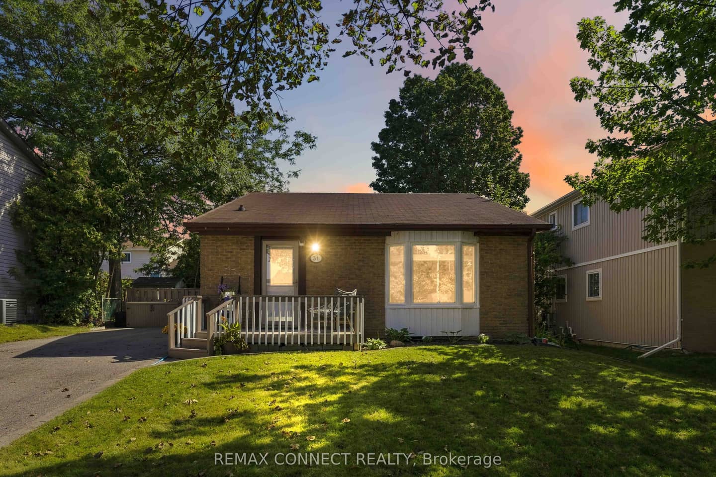 31 Roser Crescent, Clarington, ON L1C 3N7