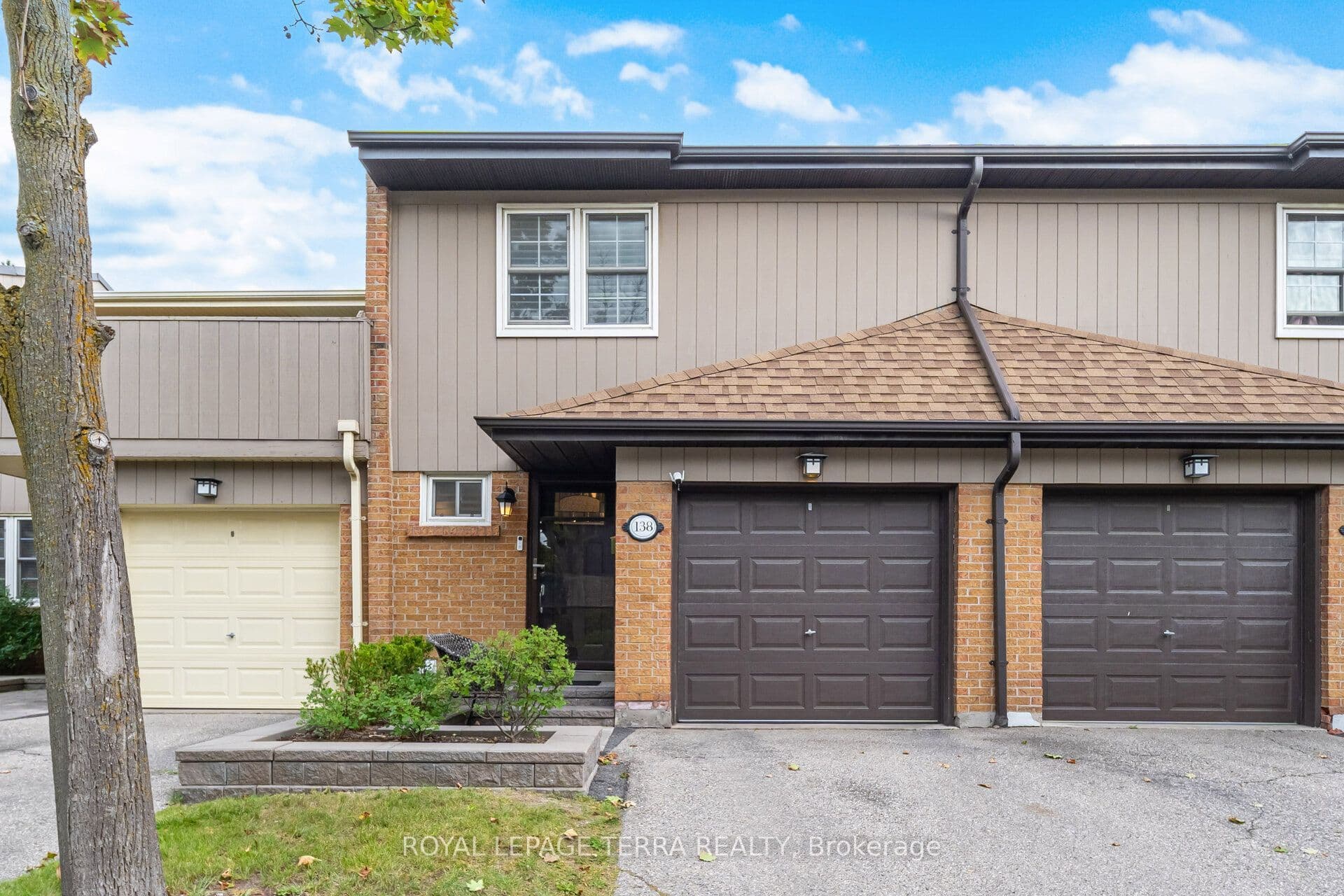 1951 Rathburn Road E 138, Mississauga, ON L4W 2N9