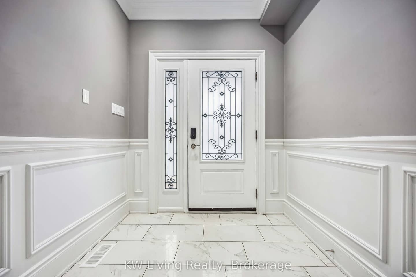282B Aylesworth Avenue, Toronto, ON M1N 2K2