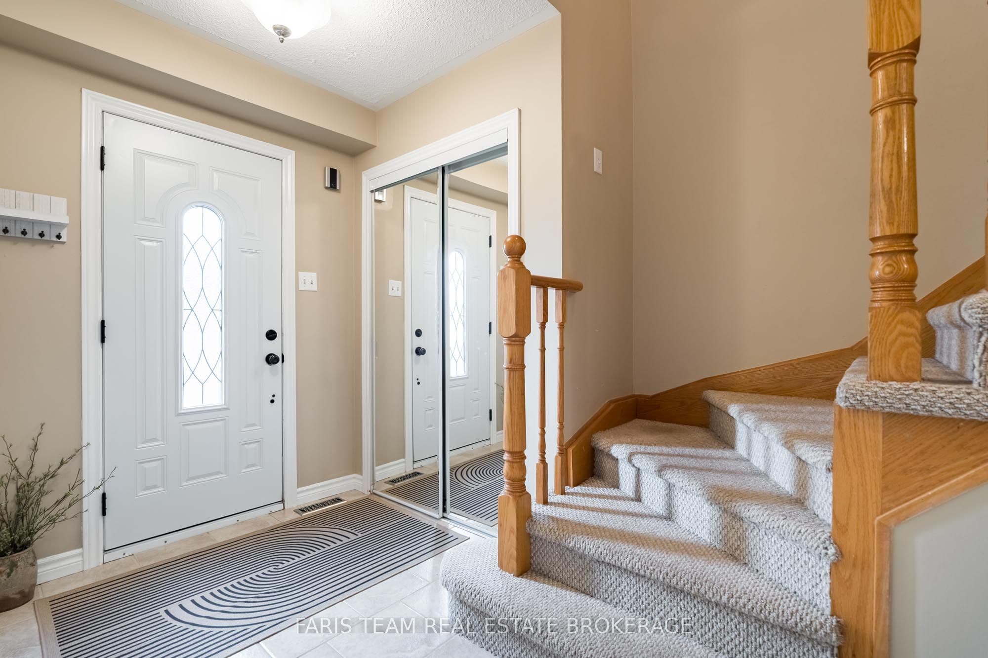 153 Cardinal Street, Barrie, ON L4M 6G2