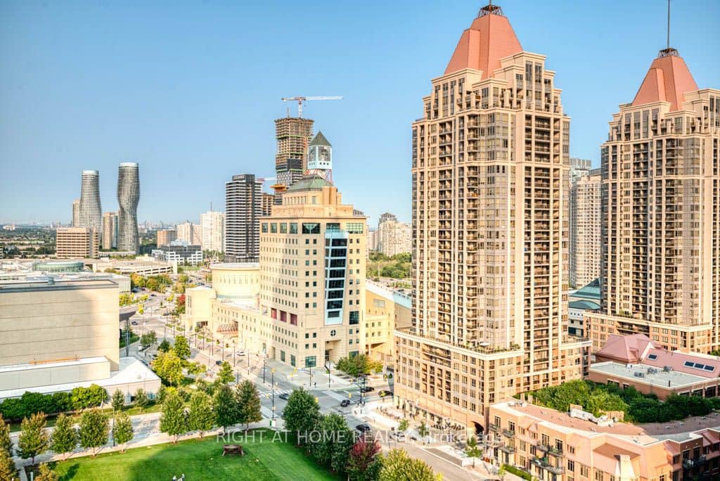 388 Prince Of Wales Drive 1711, Mississauga, ON L5B 0A1
