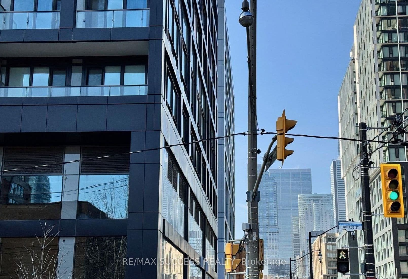 70 Princess Street 1925A, Toronto, ON M5A 0X6