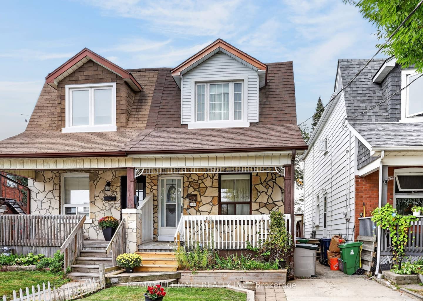 12 Eldon Avenue, Toronto, ON M4C 5G1