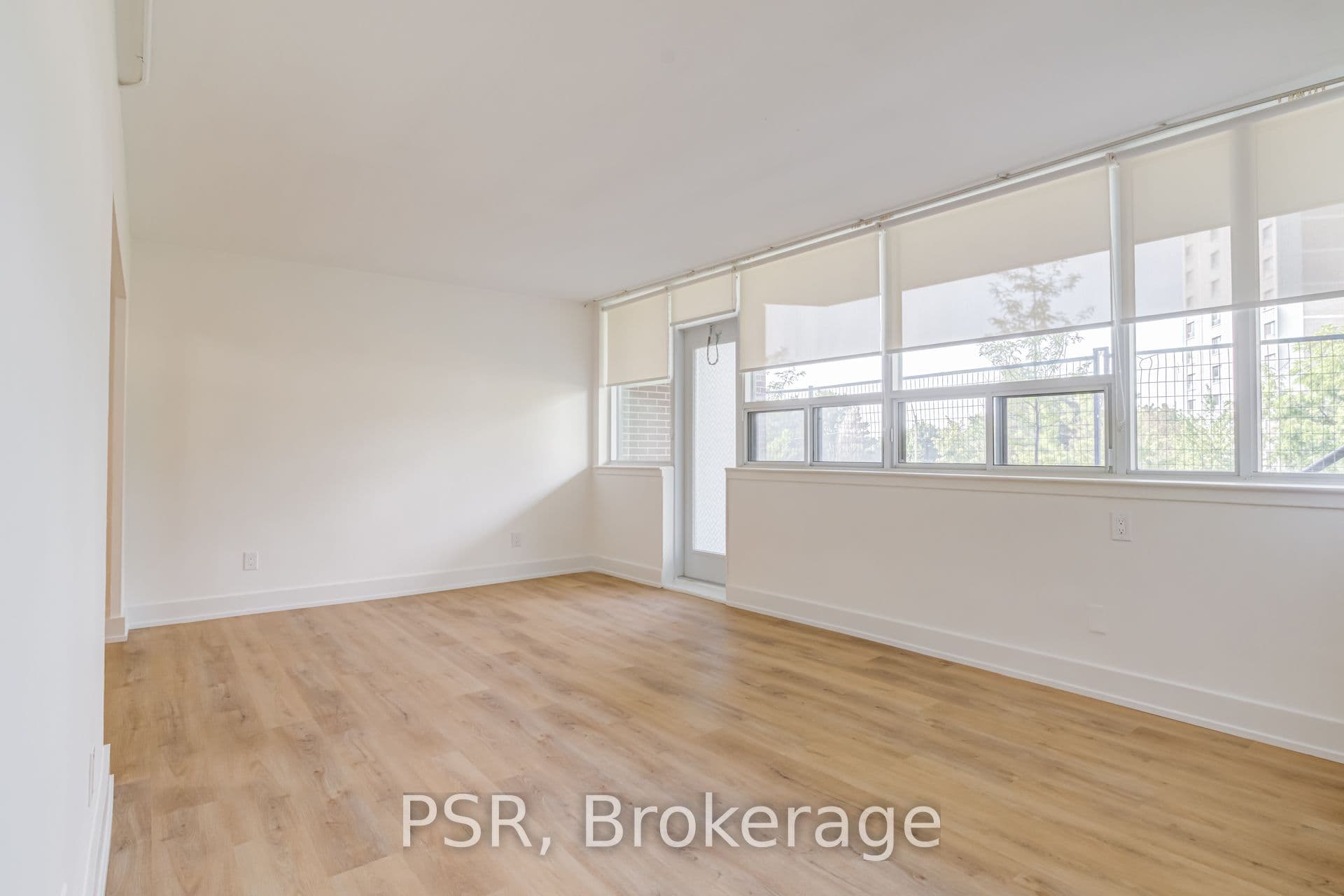 240 Markland Drive 105, Toronto, ON M9C 1R3