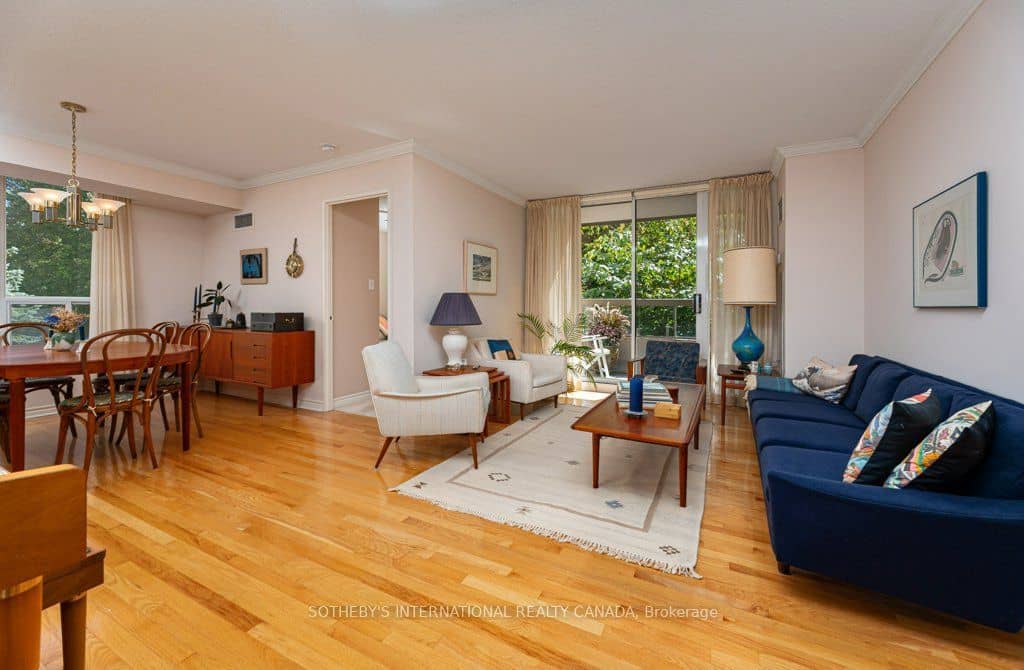 225 Merton Street 219, Toronto, ON M4S 3H1
