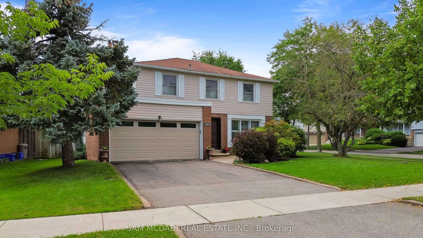 2528 Frankfield Road, Mississauga, ON L5K 2A6