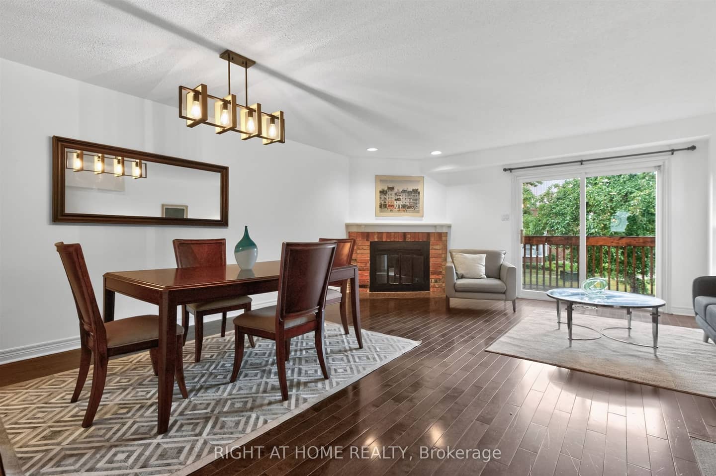 186 Woodbridge Avenue 45, Vaughan, ON L4L 2S8