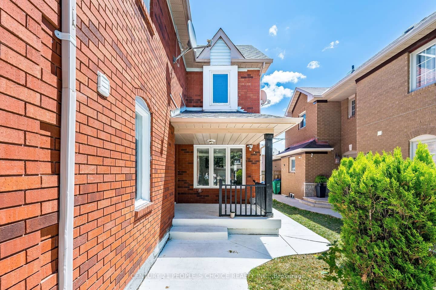 125 Rainforest Drive, Brampton, ON L6R 1A3