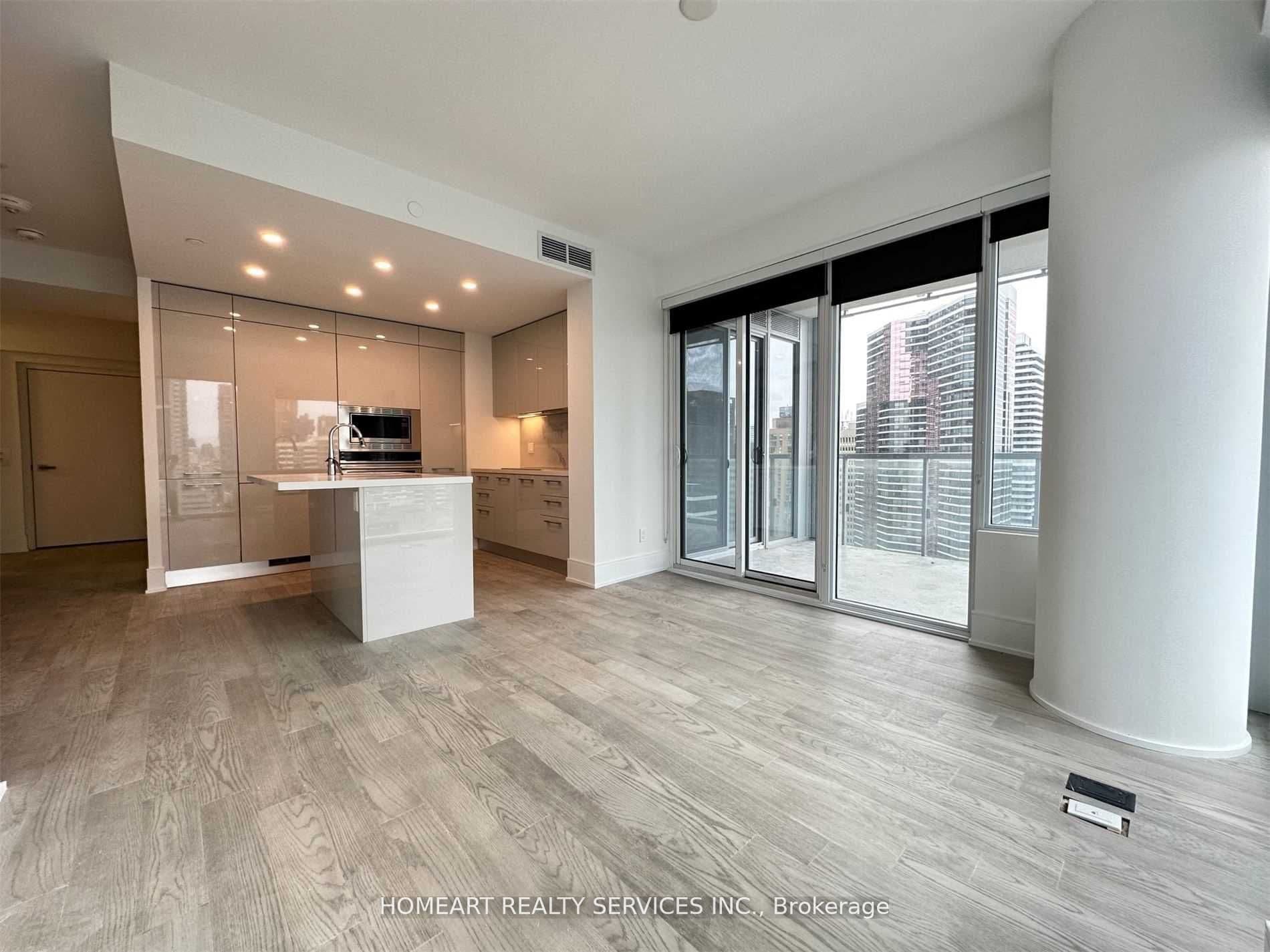 1 Gloucester Street 1916, Toronto, ON M4Y 0C7