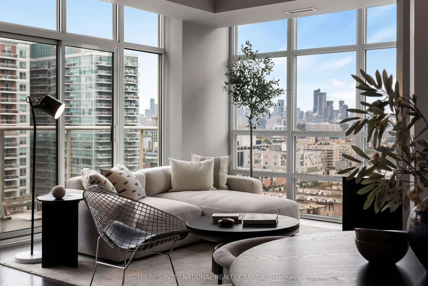 85 East Liberty Street 1913, Toronto, ON M6K 3R4