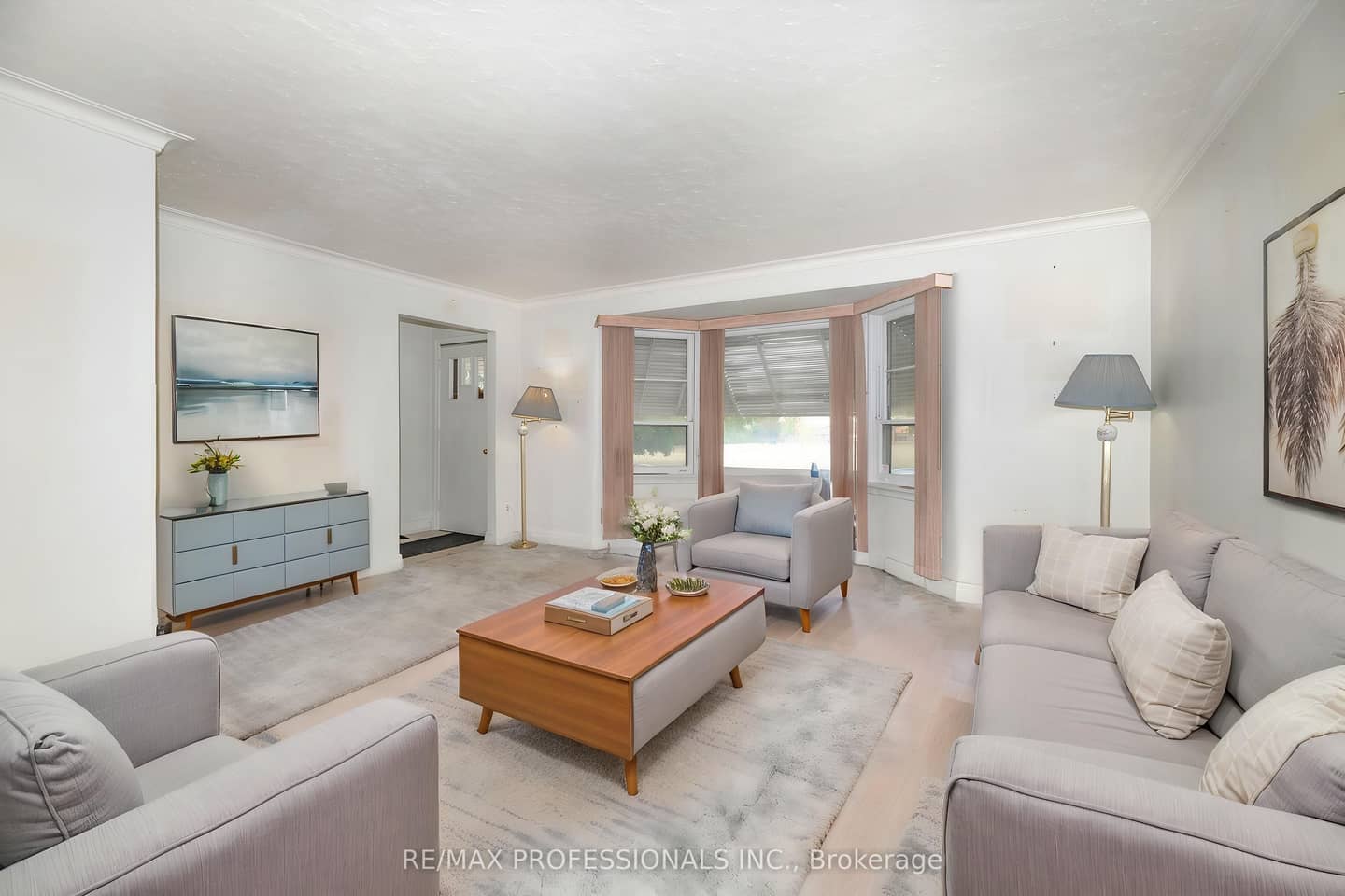 79 Silverhill Drive, Toronto, ON M9B 3W4