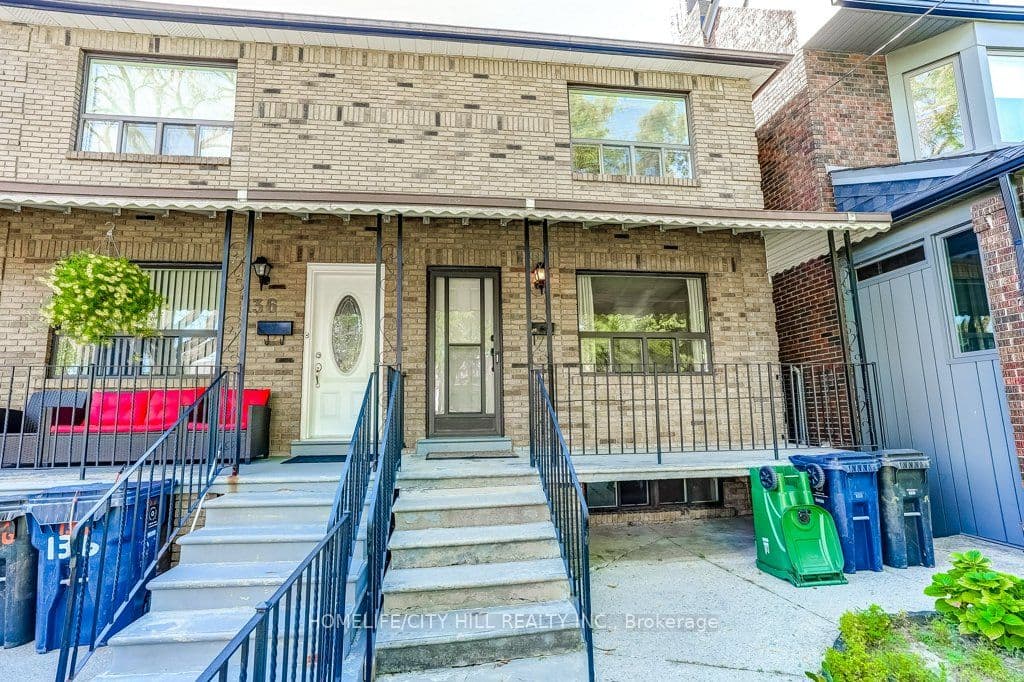 136A Caledonia Road, Toronto, ON M6E 4S7