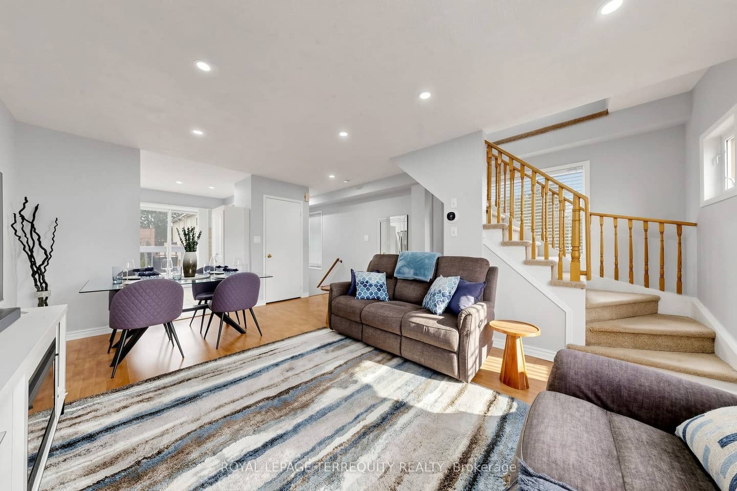 1865 Kingston Road 62, Pickering, ON L1V 7B5
