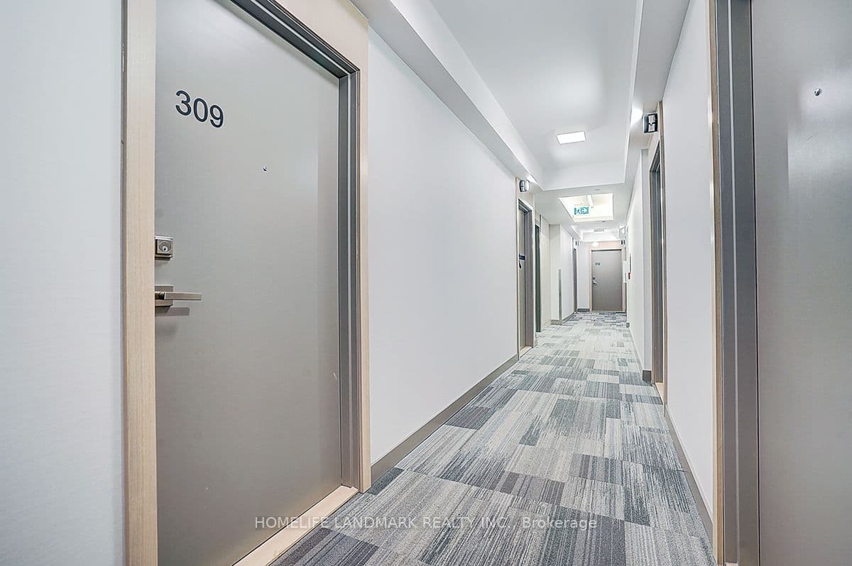 188 Fairview Mall Drive 309, Toronto, ON M2J 4T1
