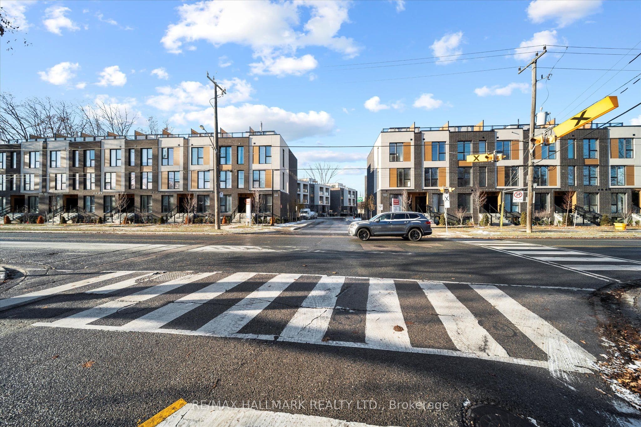 180 Clonmore Avenue 9, Toronto, ON M1N 1Y1